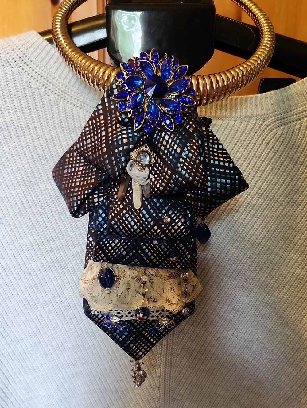 Elegant Blue Crystal Tie Necklace